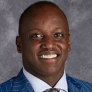 Meet your Posher, Akram